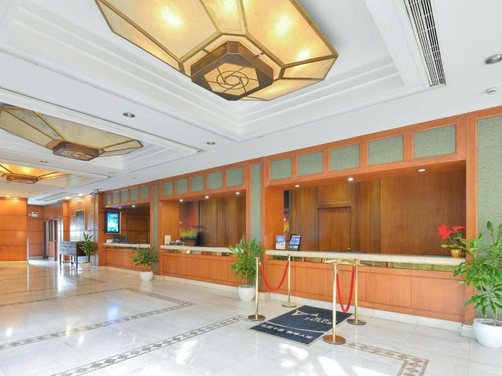 Cypress Hotel Jin Jiang Shanghai Exterior foto
